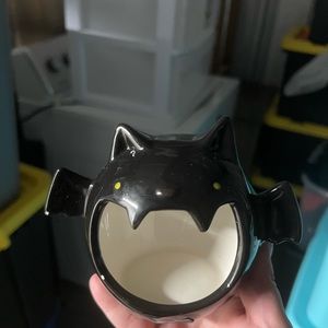 Halloween sponge holder